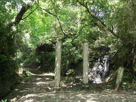 朝比奈切通　三郎の滝画像