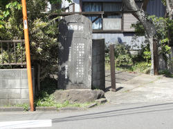 j 摜