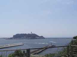 小動神社から　江ノ島　画像